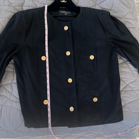 💔SOLD💔 CHANEL Vintage Little Black Jacket with CC logo buttons denim FR40 auth - Picture 11 of 15